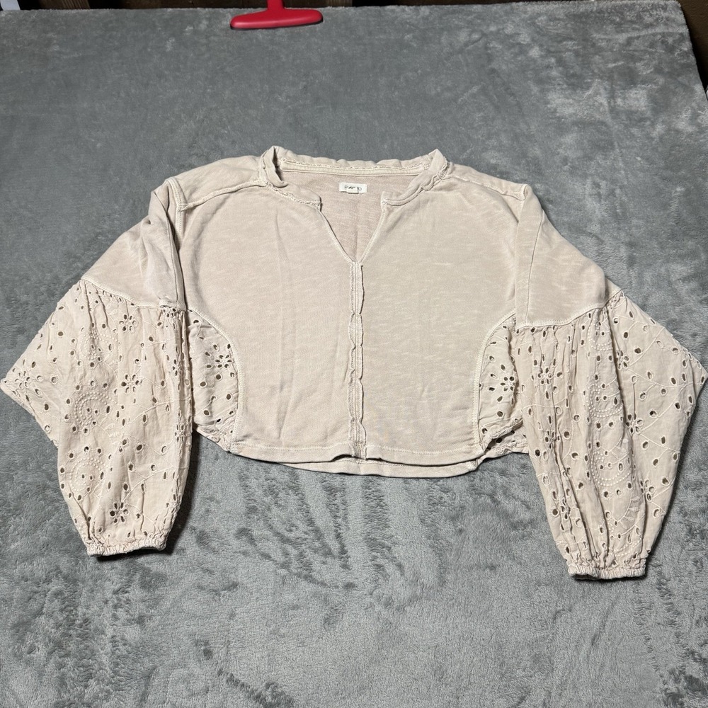Pilcro Anthropologie Beige Batwing Boho Eyelet Cropped Sweatshirt Top Size‎ XXS